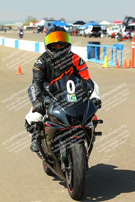 media/Sep-20-2025-TrackDaz (Sat) [[27f0cde673]]/Around the Pits/